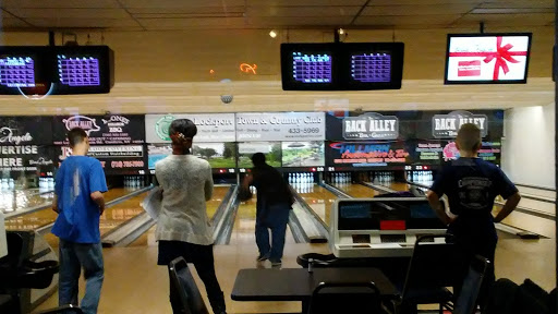 Bowling Alley «Brad Angelo Lanes», reviews and photos, 6280 S Transit Rd, Lockport, NY 14094, USA