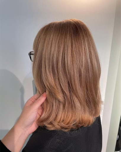 Beauty Salon «True Blue Salon», reviews and photos, 2817 West End Ave #109, Nashville, TN 37203, USA