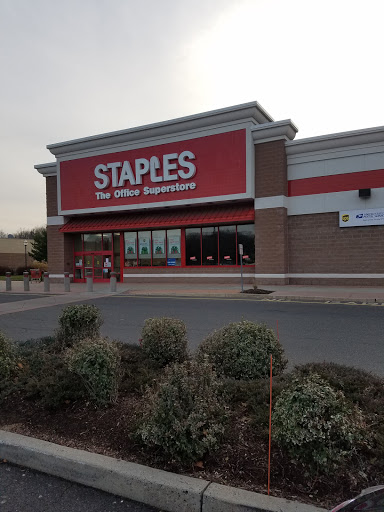 Office Supply Store «Staples», reviews and photos, 550 Market Pl Blvd, Hamilton Township, NJ 08691, USA