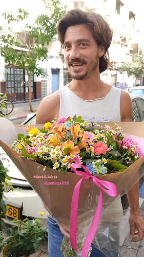 KAMI flowers & gifts - פרחים ומתנות