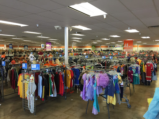 Clothing Store «Iron Springs Goodwill Retail Store & Donation Center», reviews and photos