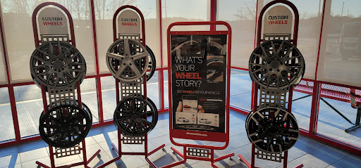 Tire Shop «Discount Tire Store - Kennesaw, GA», reviews and photos, 2930 George Busbee Pkwy NW, Kennesaw, GA 30144, USA