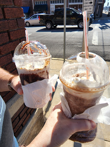 Coffee Shop «The Spot», reviews and photos, 101 Gault Ave N, Fort Payne, AL 35967, USA