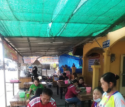 ก๋วยเตี๋ยวไก่มะระ photo