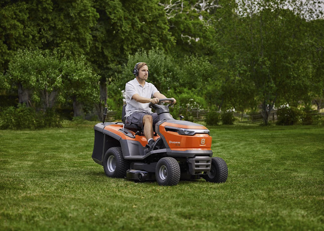al. Marsz. Józefa Piłsudskiego 79, 05-070 Sulejówek