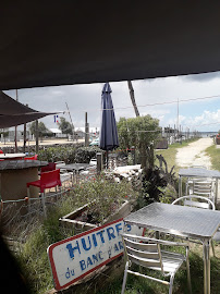 Atmosphère du Bar-restaurant à huîtres Chez Baleste - Cabane 12 à Audenge - n°17