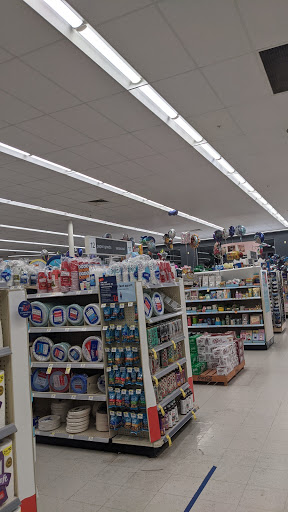 Drug Store «Walgreens», reviews and photos, 824 W Poplar Ave, Collierville, TN 38017, USA