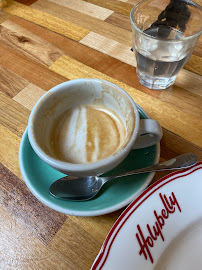 Cappuccino du Restaurant servant le petit-déjeuner Holybelly à Paris - n°17