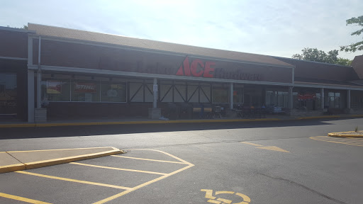 Hardware Store «Fox Lake Ace Hardware», reviews and photos, 107 Towne Centre Ln, Fox Lake, IL 60020, USA