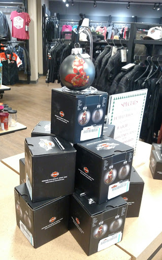 Motorcycle Dealer «Six Bends Harley-Davidson», reviews and photos, 9501 Thunder Rd, Fort Myers, FL 33913, USA