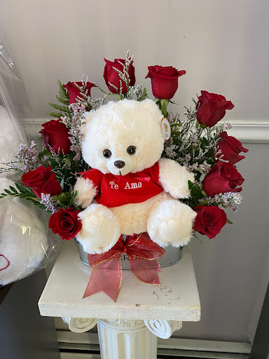 Florist «Floristeria Mia», reviews and photos, 513 Market St, Paterson, NJ 07501, USA