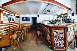 Parodia Bar | Milanesas & Empanadas image