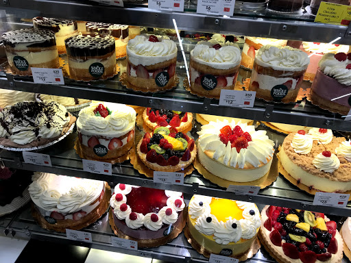 Grocery Store «Whole Foods Market», reviews and photos, 40 Railroad St, Andover, MA 01810, USA