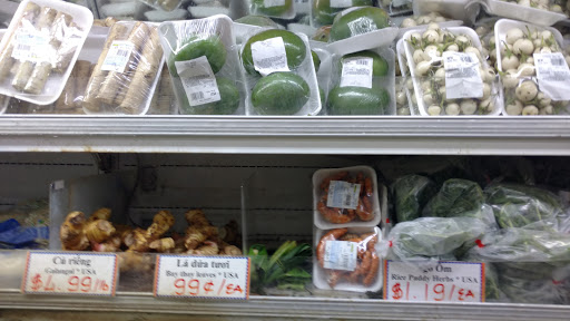 Asian Grocery Store «Dai Thanh Supermarket», reviews and photos, 420 S 2nd St, San Jose, CA 95113, USA
