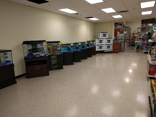 Pet Supply Store «PetSmart», reviews and photos, 7501 SW Dartmouth St, Tigard, OR 97223, USA