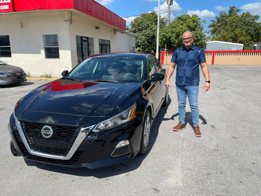 Used Car Dealer «Modern Auto Sales», reviews and photos, 2200 N Federal Hwy, Hollywood, FL 33020, USA