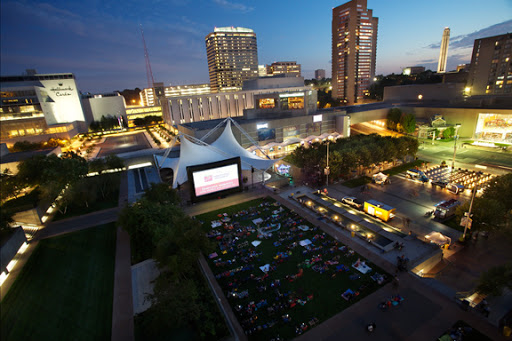 Shopping Mall «Crown Center», reviews and photos, 2450 Grand Blvd, Kansas City, MO 64108, USA