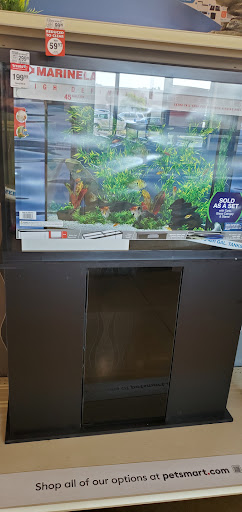 Pet Supply Store «PetSmart», reviews and photos, 20530 E 13 Mile Rd, Roseville, MI 48066, USA