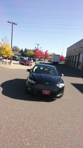 Car Dealer «Metropolitan Ford of Eden Prairie», reviews and photos, 12477 Plaza Dr, Eden Prairie, MN 55344, USA