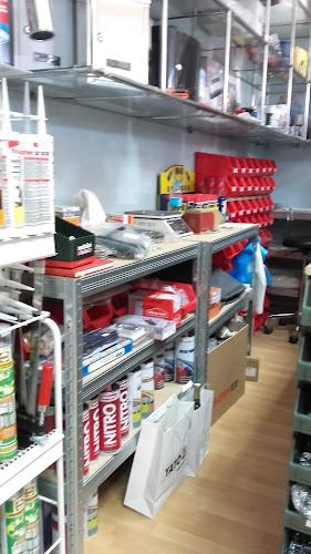 Željezarija Vide i matice