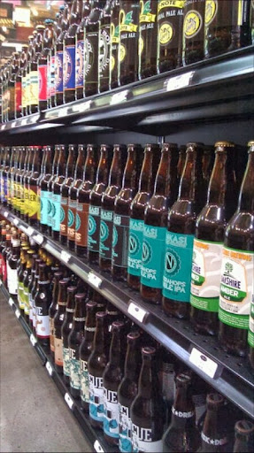 Liquor Store «Pearl Specialty Market & Spirits», reviews and photos, 900 NW Lovejoy St, Portland, OR 97209, USA