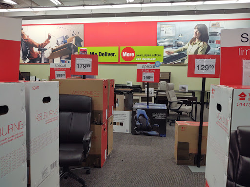 Office Supply Store «Staples», reviews and photos, 7865 W Bell Rd, Peoria, AZ 85382, USA