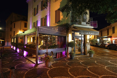 Hôtel La Place à Antibes