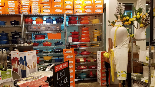 Shopping Mall «The Westchester», reviews and photos, 125 Westchester Ave, White Plains, NY 10601, USA