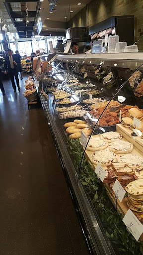 Grocery Store «Lunds & Byerlys», reviews and photos, 115 10th St E, St Paul, MN 55101, USA