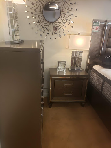 Furniture Store «Raymour & Flanigan Furniture and Mattress Store», reviews and photos, 110 S West End Blvd, Quakertown, PA 18951, USA