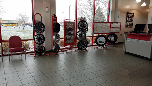 Tire Shop «Discount Tire Store - Coon Rapids, MN», reviews and photos, 12921 Riverdale Dr NW a, Coon Rapids, MN 55448, USA