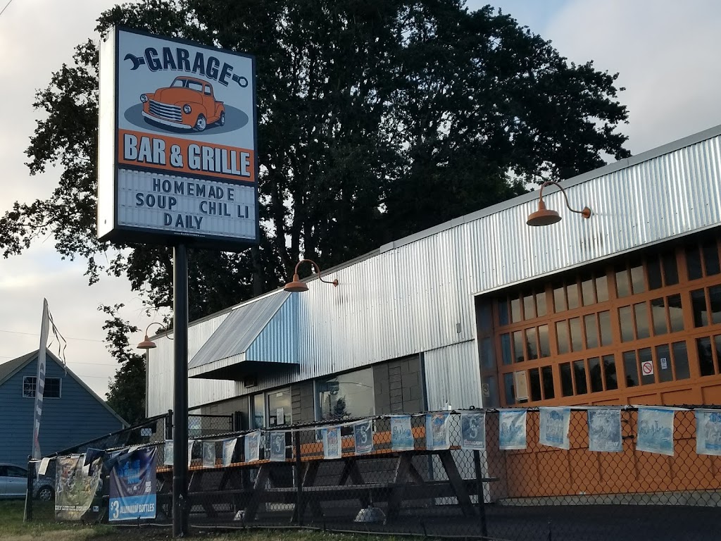 Garage Bar & Grille 98660