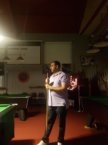 Red Triangle Snooker Club - Newport