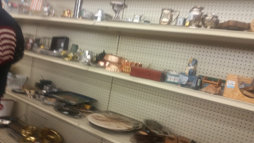 Thrift Store «CommunityAid Thrift Store & Donation Center», reviews and photos, 4833 Carlisle Pike, Mechanicsburg, PA 17050, USA