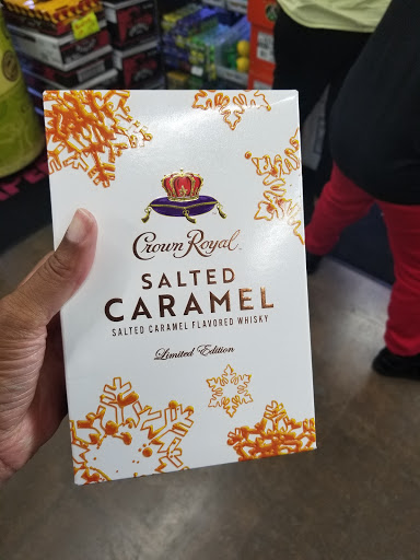 Liquor Store «Liquor Warehouse», reviews and photos, 2125 E Division St, Arlington, TX 76011, USA