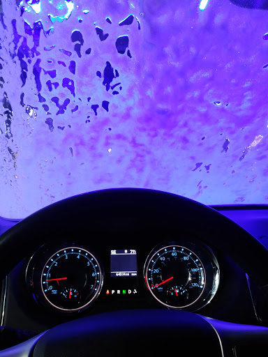 Car Wash «Quick Quack Car Wash - Citrus Heights», reviews and photos, 8017 Greenback Ln, Citrus Heights, CA 95610, USA