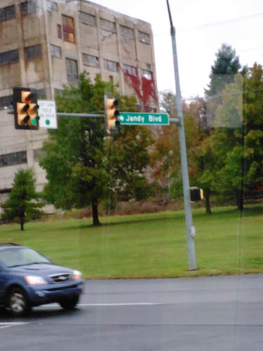 Car Dealer «Brown-Daub Volvo Cars Lehigh Valley», reviews and photos, 4046 Jandy Blvd, Nazareth, PA 18064, USA