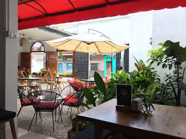 La Mona Cafetería - Iquitos