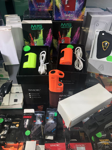 Tobacco Shop «Primos Smoke Shop», reviews and photos, 804 SW 22nd Ave, Miami, FL 33135, USA