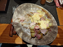 Raclette du Restaurant français Restaurant L'alpin à Briançon - n°4