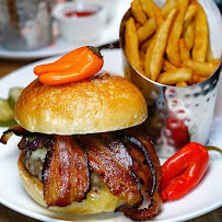 Plats et boissons du Restaurant de hamburgers Joe Burger à Paris - n°18