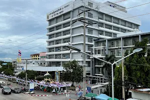 Pathum Thani Hospital image
