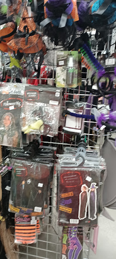 Thrift Store «Goodwill Store», reviews and photos, 2000 Scotty Dr, Cedar Rapids, IA 52404, USA