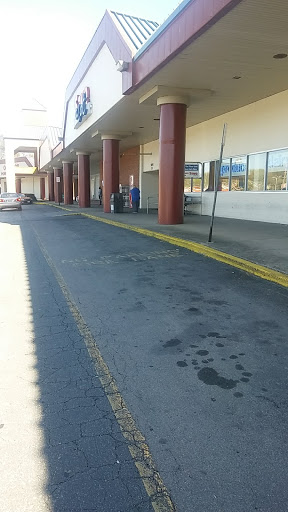 Grocery Store «Save-A-Lot», reviews and photos, 4142 Melrose Ave NW, Roanoke, VA 24017, USA