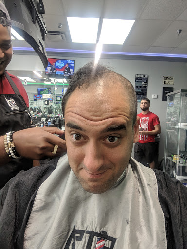 Barber Shop «RTB BARBER SHOP», reviews and photos, 5124 S Conway Rd, Orlando, FL 32812, USA