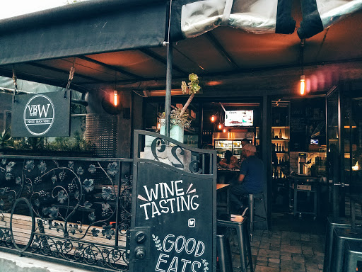 Wine Bar «Venice Beach Wines», reviews and photos, 529 Rose Ave, Venice, CA 90291, USA
