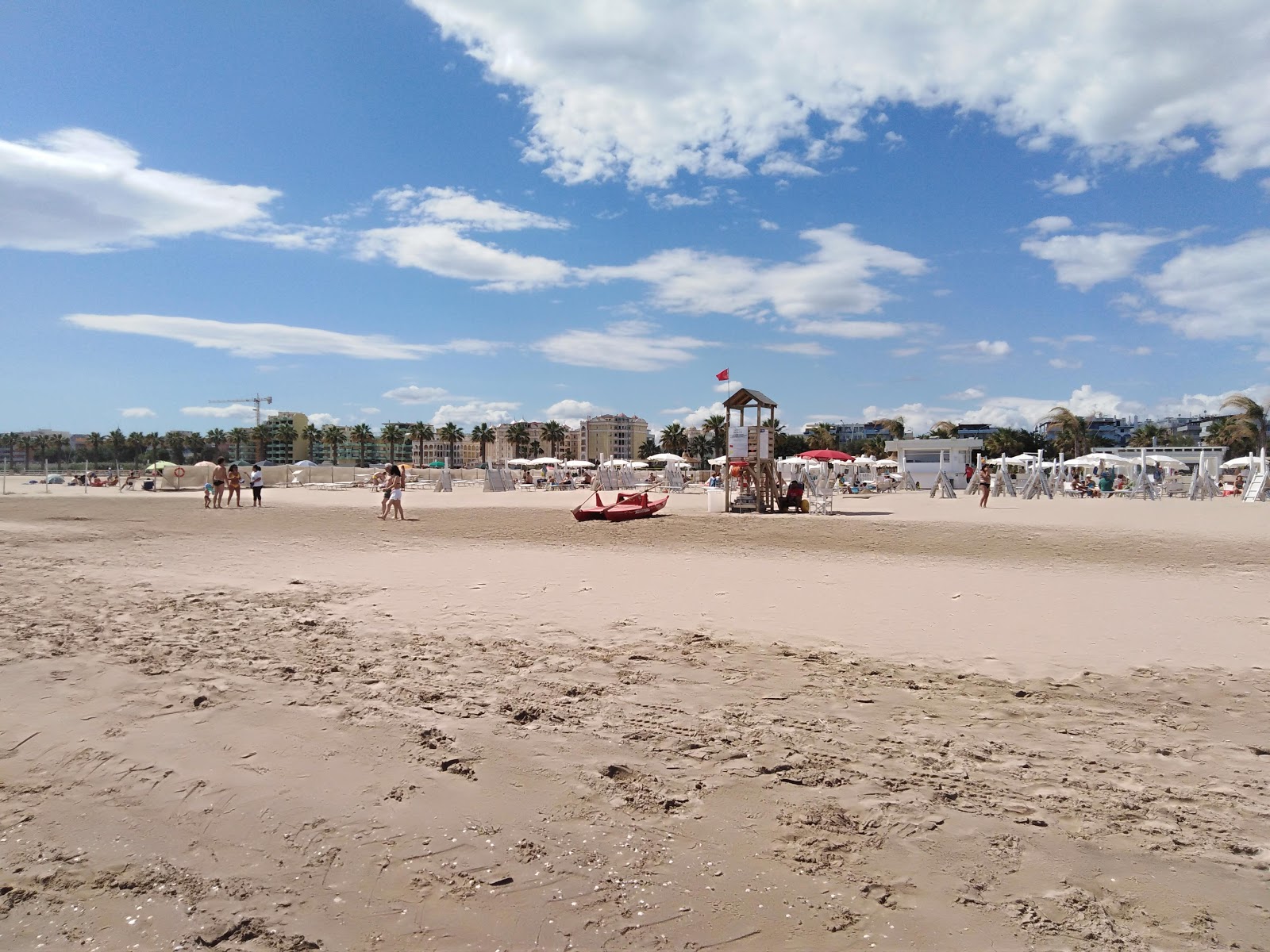 Photo de Spiaggia della Litoranea di Ponente - recommandé pour les voyageurs en famille avec des enfants