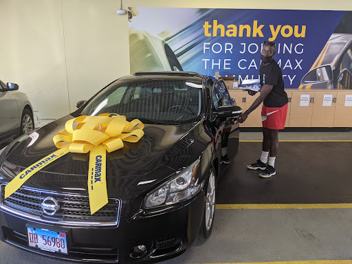 Used Car Dealer «CarMax», reviews and photos, 101 N Wolf Rd, Hillside, IL 60162, USA