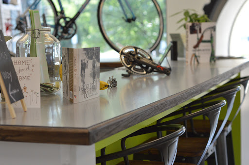 Bicycle Store «Lifestyle Cycle», reviews and photos, 326 S Milwaukee Ave, Libertyville, IL 60048, USA