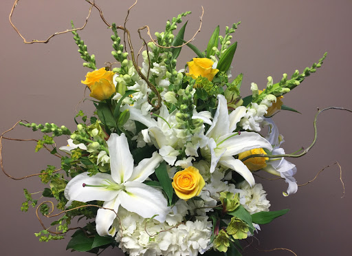 Florist «Country Village Florist and Gifts, Inc.», reviews and photos, 212 E Main St, East Islip, NY 11730, USA